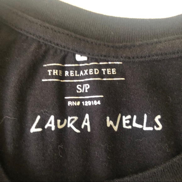Laura Wells T-shirt - Picture 4 of 6